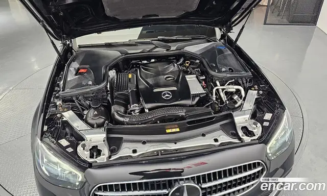 Mercedes-Benz E-Class 2021 2.0 автомат (гидро), миниатюра 6