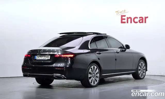 Mercedes-Benz E-Class 2021 3.0 автомат (гидро), миниатюра 2 Mercedes-Benz E-Class 2021 3.0 автомат (гидро), миниатюра 2