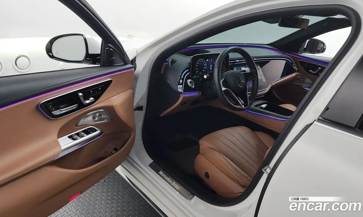 Mercedes-Benz E-Class 2024 2.0 автомат (гидро), фото 13