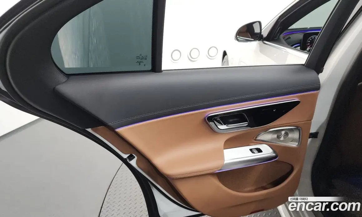 Mercedes-Benz E-Class 2024 2.0 автомат (гидро), фото 15