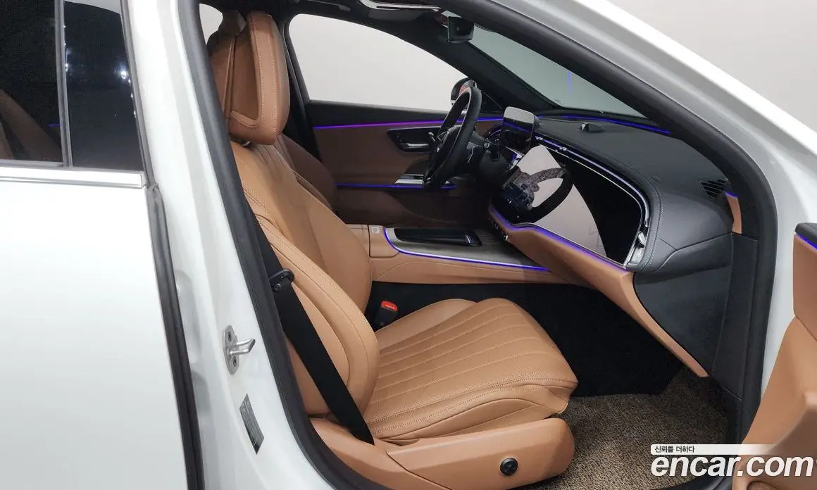 Mercedes-Benz E-Class 2024 2.0 автомат (гидро), фото 16