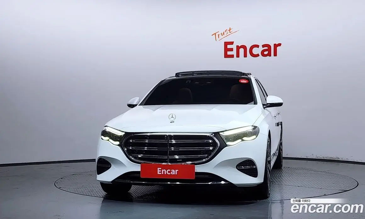 Mercedes-Benz E-Class 2024 2.0 автомат (гидро), фото 3