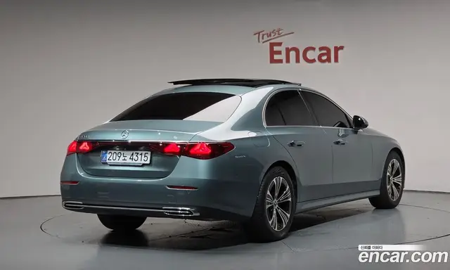 Mercedes-Benz E-Class, 2025, 8 888 км