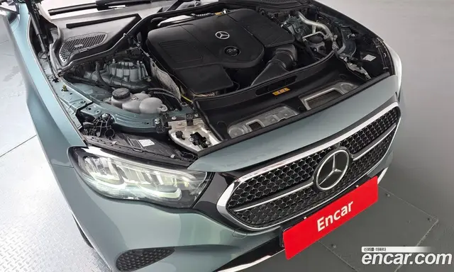 Mercedes-Benz E-Class 2025 2.0 автомат (гидро), миниатюра 5