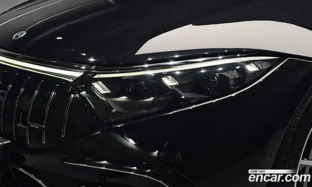 Mercedes-Benz EQS 2021 0.3 автомат (гидро), миниатюра 8