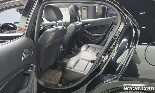 Mercedes-Benz GLA-Class 2016 2.1 автомат (гидро), миниатюра 11 Mercedes-Benz GLA-Class 2016 2.1 автомат (гидро), миниатюра 11