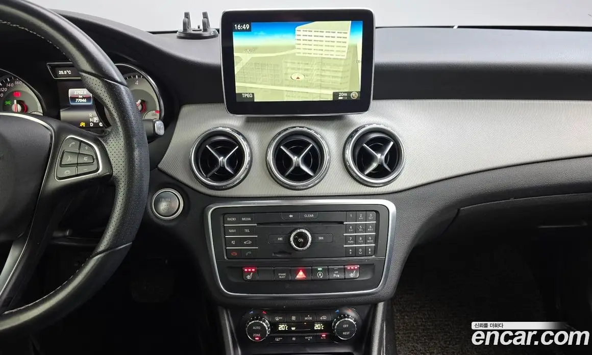 Mercedes-Benz GLA-Class 2016 2.1 автомат (гидро), фото 12 Mercedes-Benz GLA-Class 2016 2.1 автомат (гидро), фото 12
