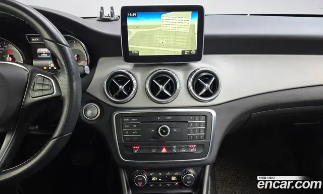 Mercedes-Benz GLA-Class 2016 2.1 автомат (гидро), миниатюра 12