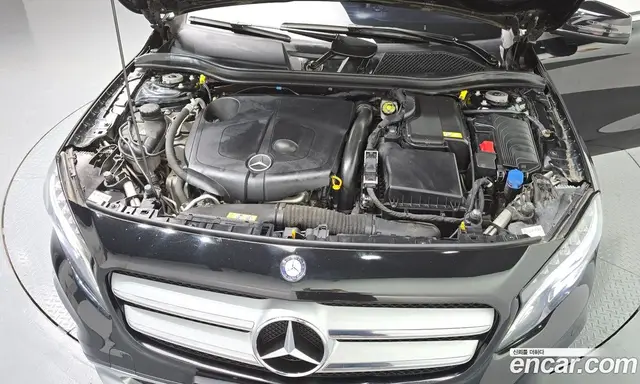 Mercedes-Benz GLA-Class 2016 2.1 автомат (гидро), миниатюра 6 Mercedes-Benz GLA-Class 2016 2.1 автомат (гидро), миниатюра 6