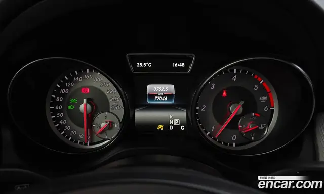 Mercedes-Benz GLA-Class 2016 2.1 автомат (гидро), миниатюра 8 Mercedes-Benz GLA-Class 2016 2.1 автомат (гидро), миниатюра 8