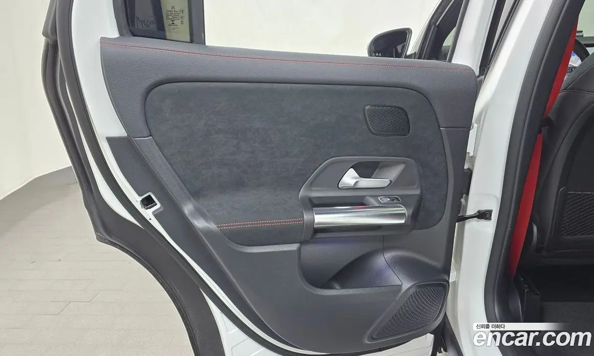 Mercedes-Benz GLA-Class 2022 2.0 автомат (гидро), фото 14 Mercedes-Benz GLA-Class 2022 2.0 автомат (гидро), фото 14