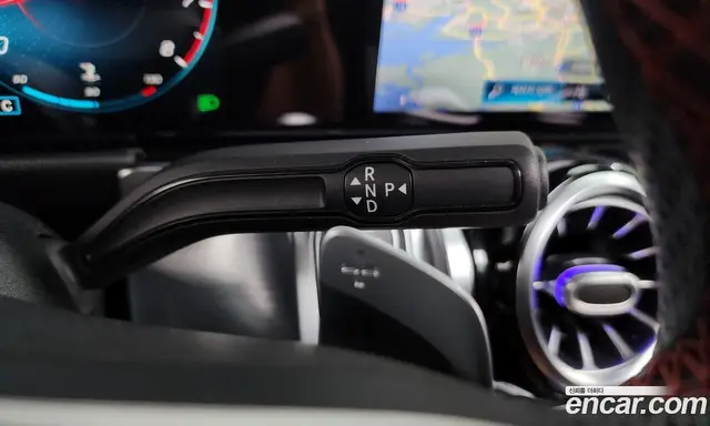 Mercedes-Benz GLB-Class 2020 2.0 автомат (гидро), миниатюра 12
