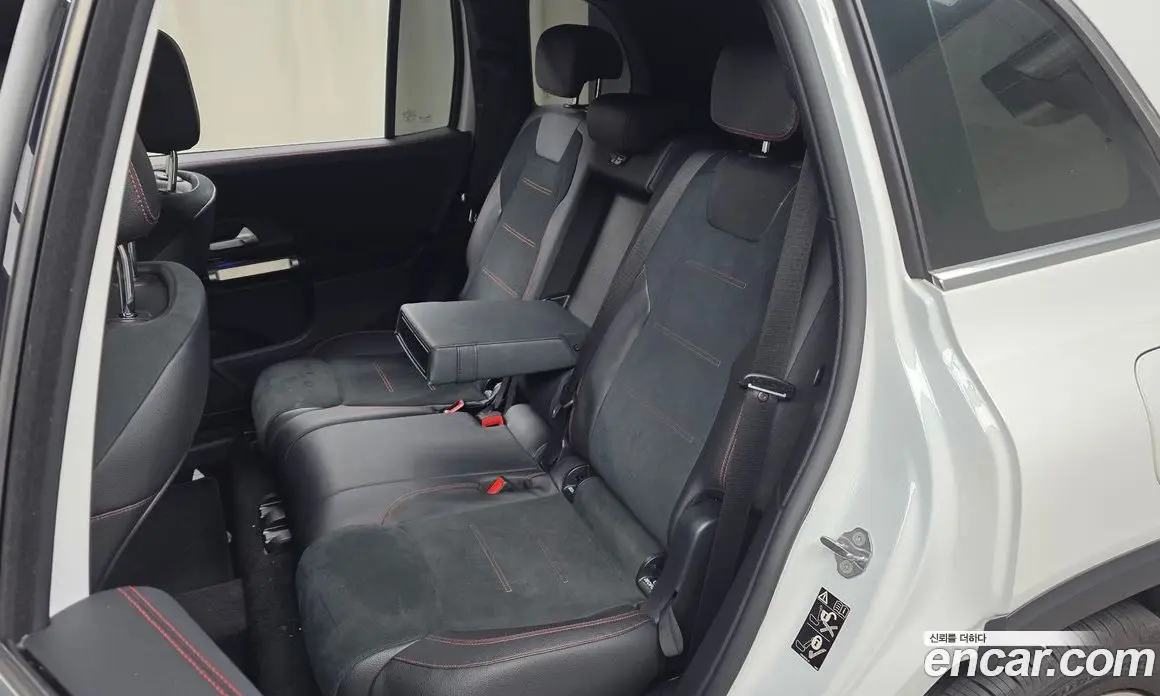 Mercedes-Benz GLB-Class 2022 2.0 автомат (гидро), фото 18 Mercedes-Benz GLB-Class 2022 2.0 автомат (гидро), фото 18