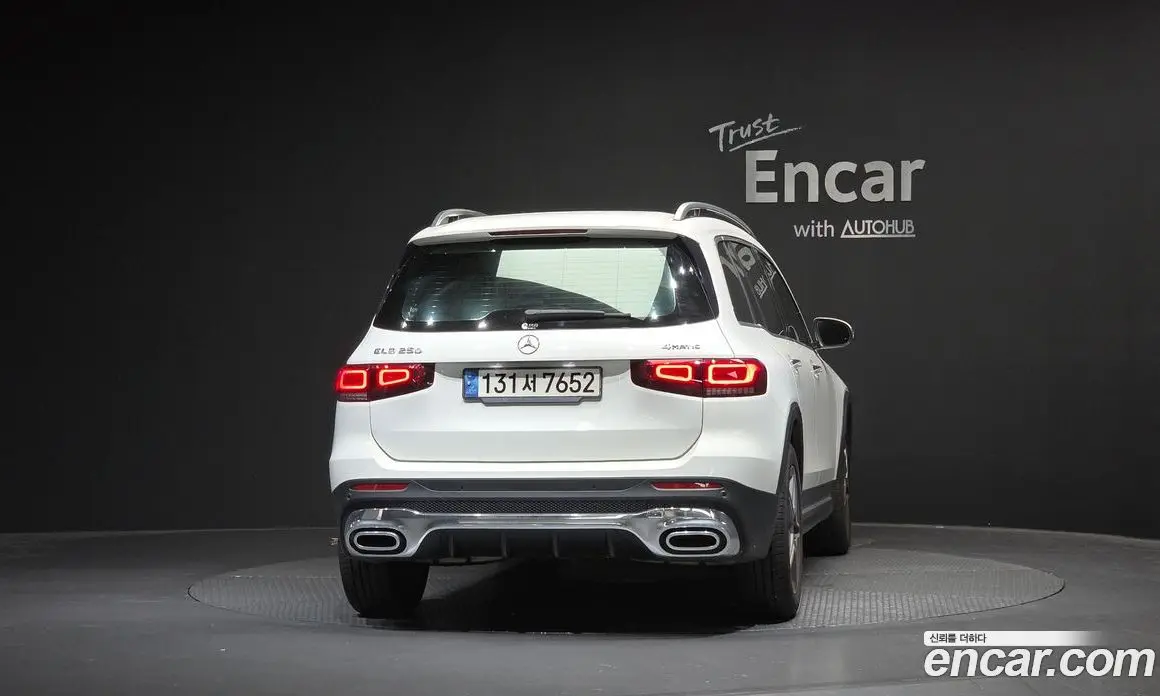 Mercedes-Benz GLB-Class 2022 2.0 автомат (гидро), фото 4 Mercedes-Benz GLB-Class 2022 2.0 автомат (гидро), фото 4