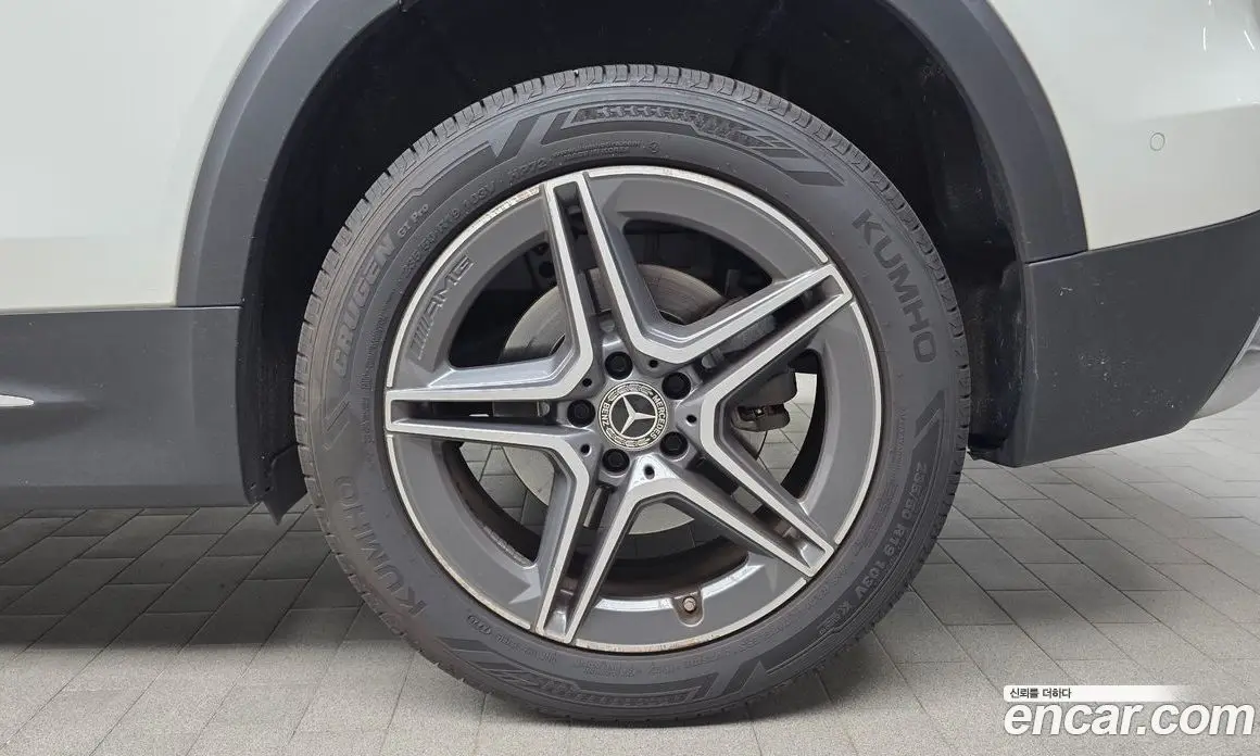Mercedes-Benz GLB-Class 2022 2.0 автомат (гидро), фото 7 Mercedes-Benz GLB-Class 2022 2.0 автомат (гидро), фото 7