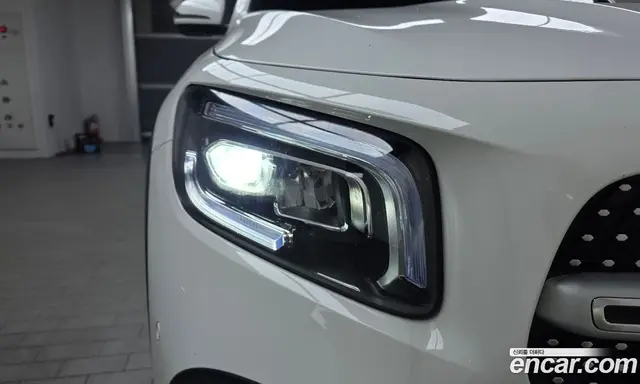 Mercedes-Benz GLB-Class 2022 2.0 автомат (гидро), миниатюра 8 Mercedes-Benz GLB-Class 2022 2.0 автомат (гидро), миниатюра 8