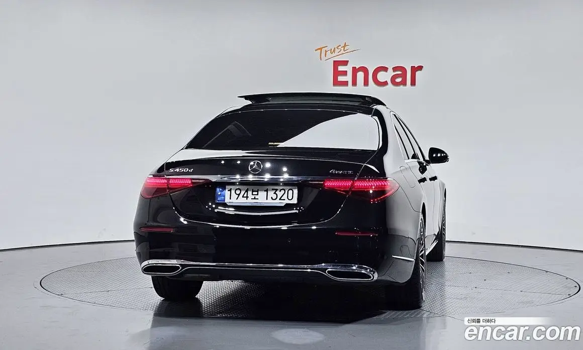 Mercedes-Benz S-Class 2024 3.0 автомат (гидро), фото 3 Mercedes-Benz S-Class 2024 3.0 автомат (гидро), фото 3