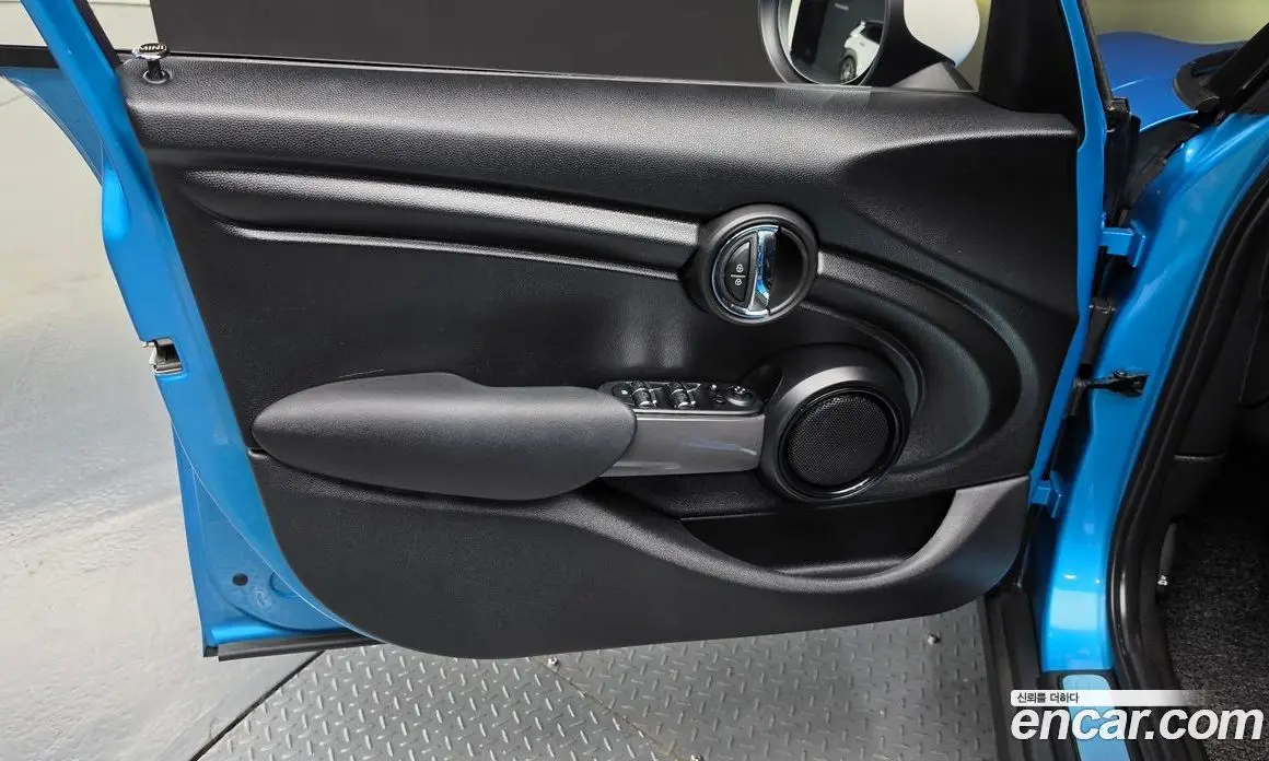 Mini Cooper 2019 1.5 автомат (гидро), фото 13