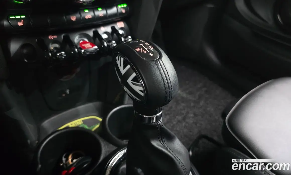 Mini Cooper 2019 1.5 автомат (гидро), фото 12