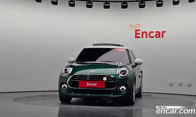 Mini Cooper 2020 1.5 автомат (гидро), миниатюра 2