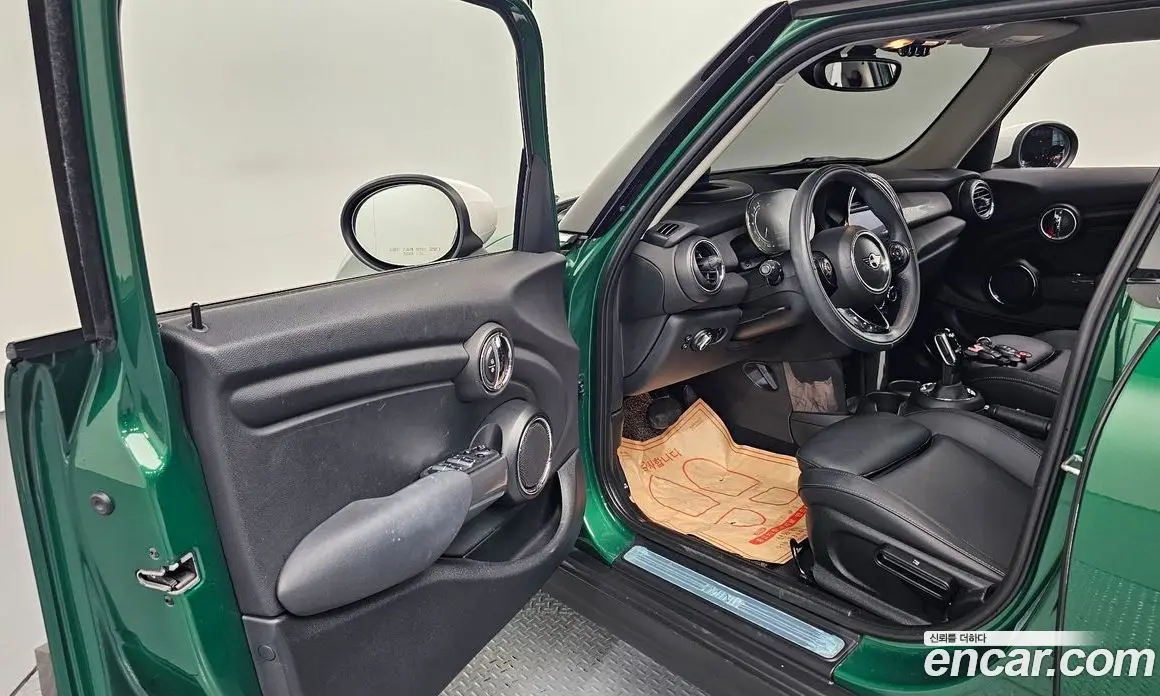 Mini Cooper 2020 1.5 автомат (гидро), фото 12