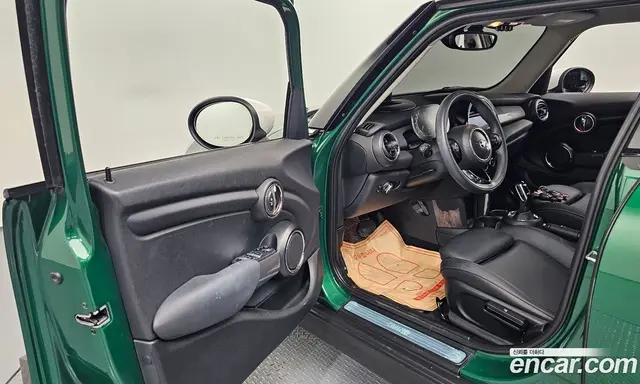 Mini Cooper 2020 1.5 автомат (гидро), миниатюра 12