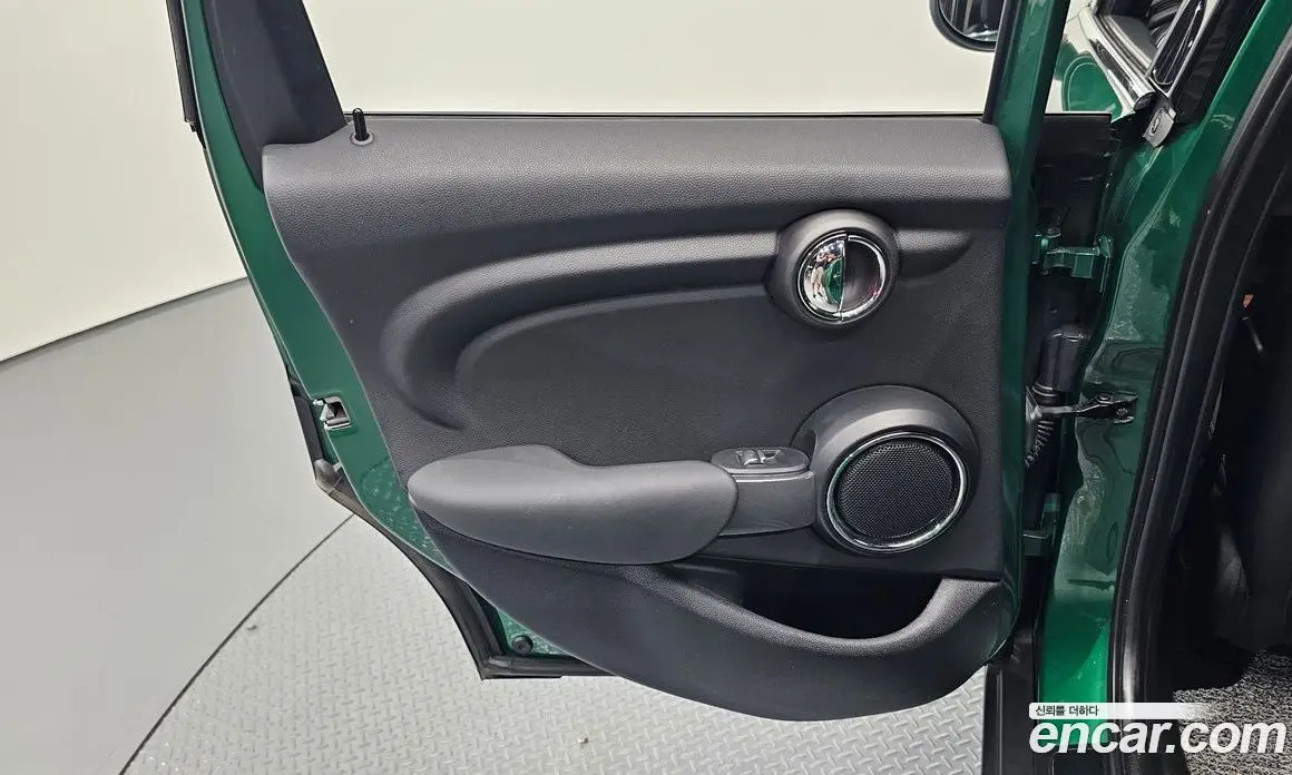 Mini Cooper 2020 1.5 автомат (гидро), фото 14