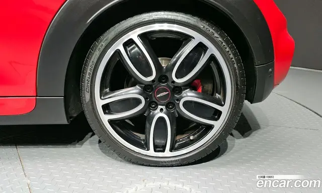 Mini Cooper Convertible 2019 2.0 автомат (гидро), миниатюра 7 Mini Cooper Convertible 2019 2.0 автомат (гидро), миниатюра 7