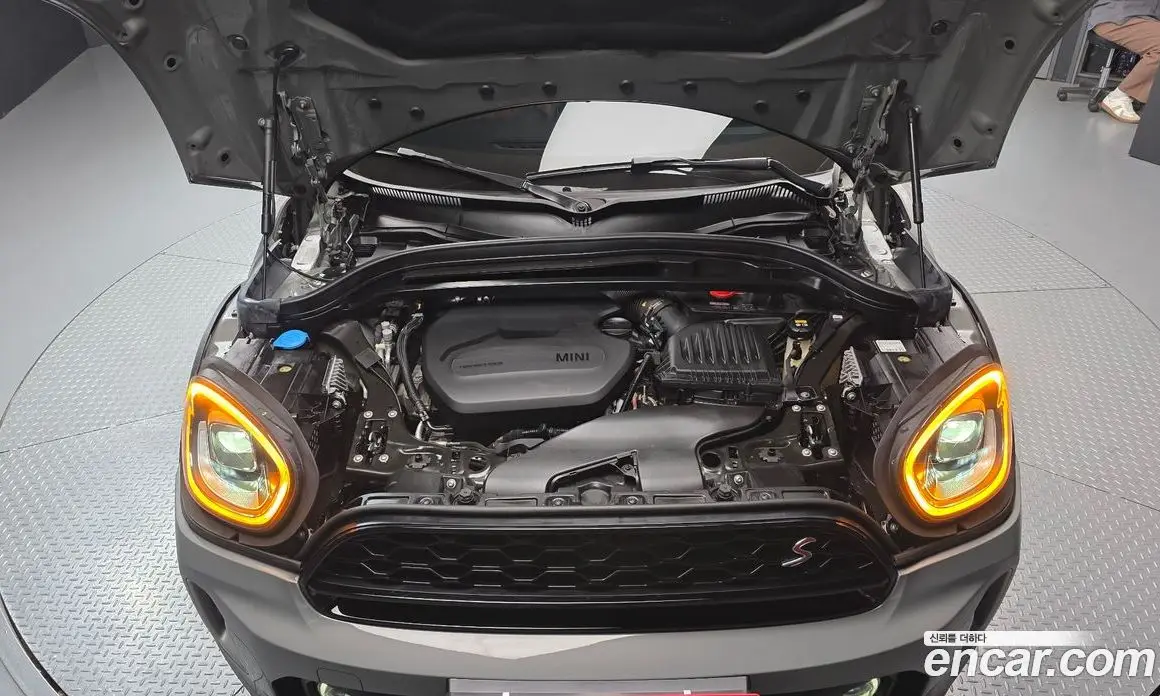 Mini Countryman 2020 2.0 автомат (гидро), фото 6 Mini Countryman 2020 2.0 автомат (гидро), фото 6