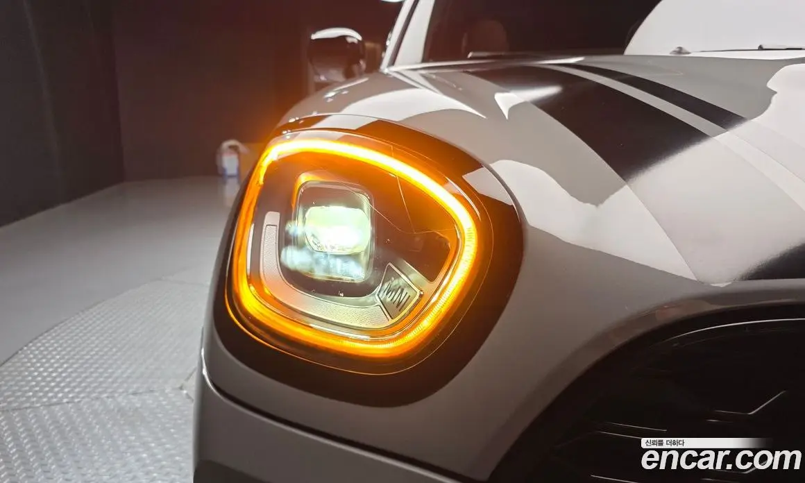 Mini Countryman 2020 2.0 автомат (гидро), фото 8 Mini Countryman 2020 2.0 автомат (гидро), фото 8