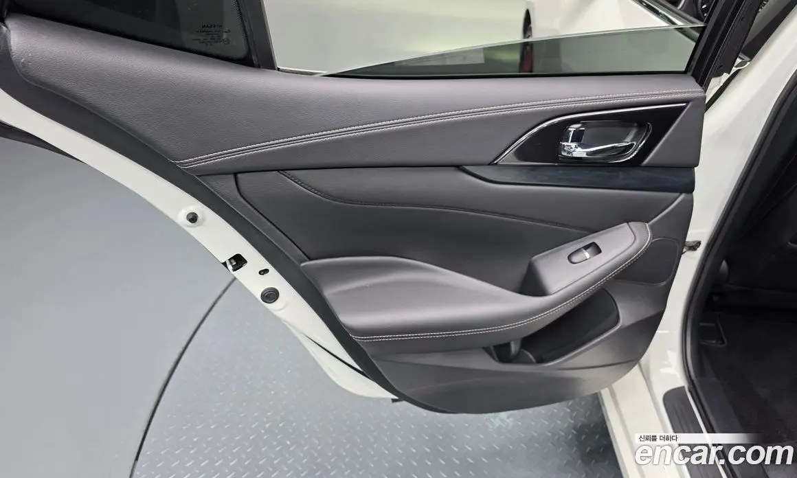 Nissan Maxima 2019 3.5 автомат (гидро), фото 15