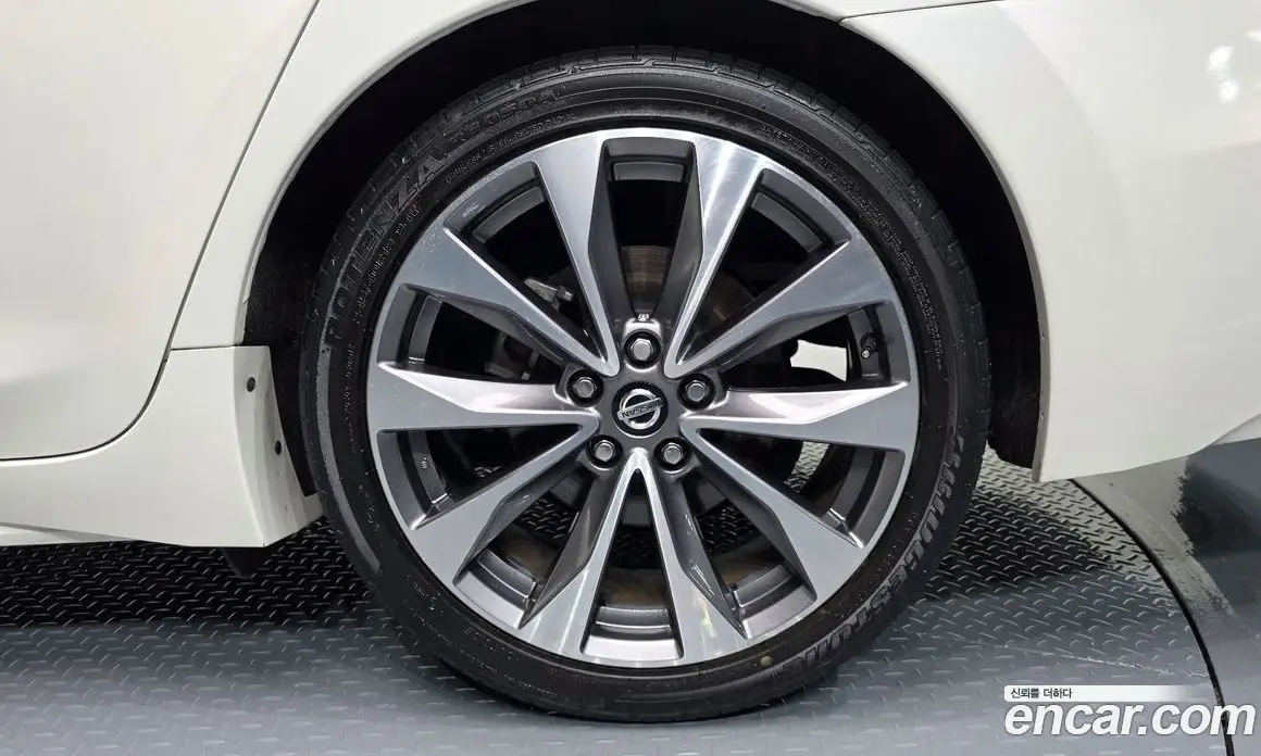 Nissan Maxima 2019 3.5 автомат (гидро), фото 7