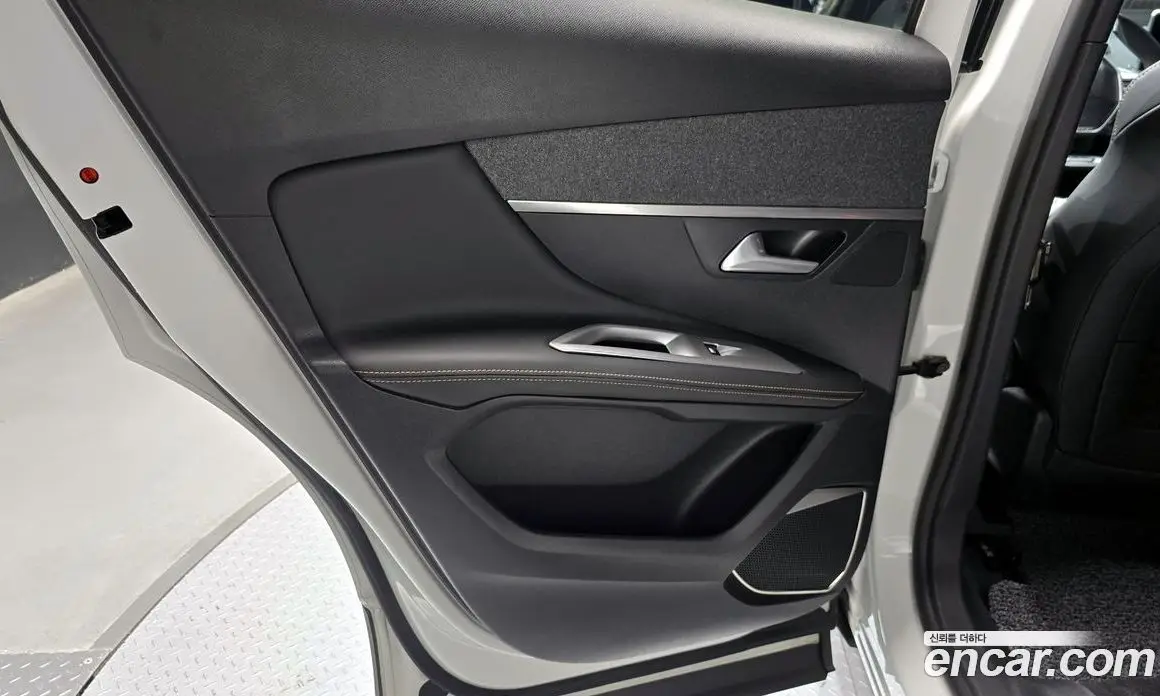 Peugeot 3008 2018 1.6 автомат (гидро), фото 15 Peugeot 3008 2018 1.6 автомат (гидро), фото 15