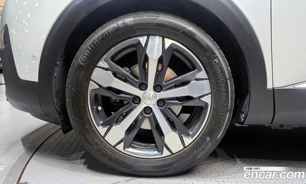 Peugeot 3008 2018 1.6 автомат (гидро), фото 5 Peugeot 3008 2018 1.6 автомат (гидро), фото 5