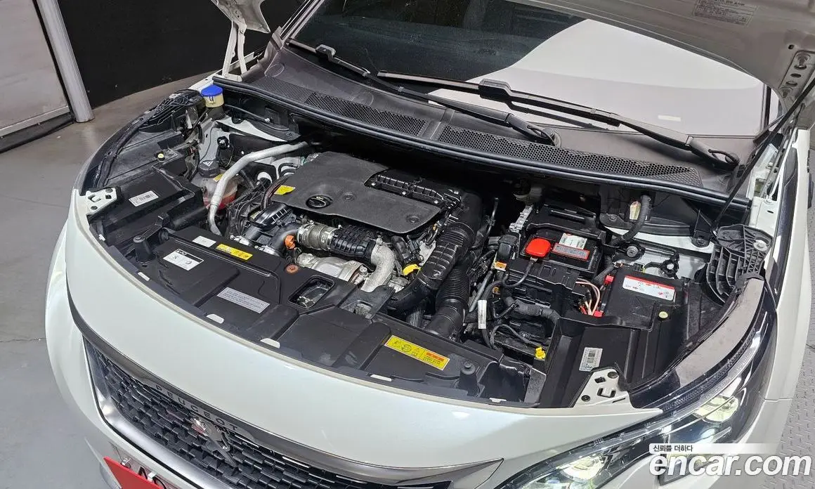 Peugeot 3008 2018 1.6 автомат (гидро), фото 6 Peugeot 3008 2018 1.6 автомат (гидро), фото 6
