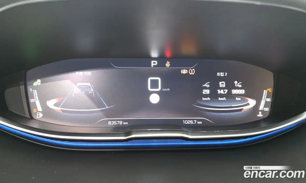 Peugeot 5008 2018 2.0 автомат (гидро), фото 11