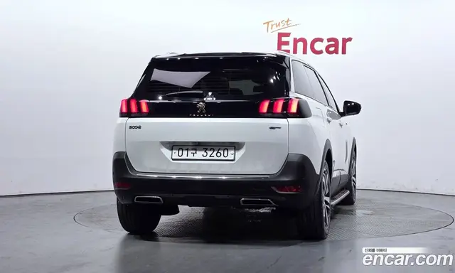 Peugeot 5008 2018 2.0 автомат (гидро), миниатюра 4