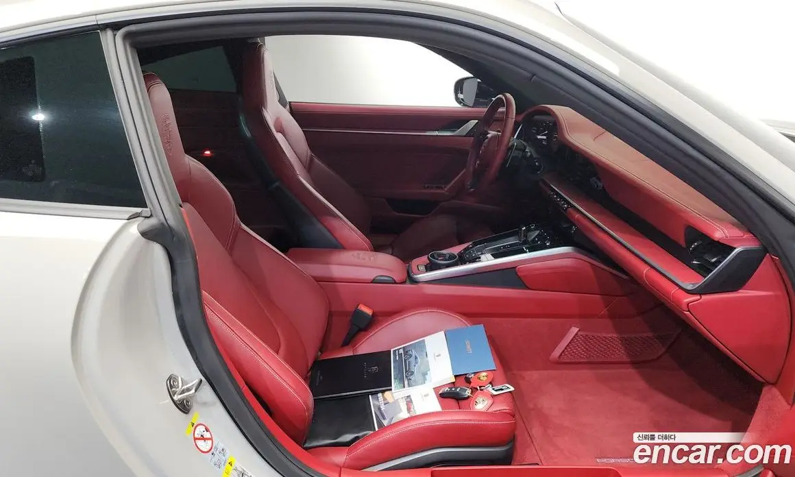 Porsche 911 2022 3.0 автомат (гидро), фото 16 Porsche 911 2022 3.0 автомат (гидро), фото 16