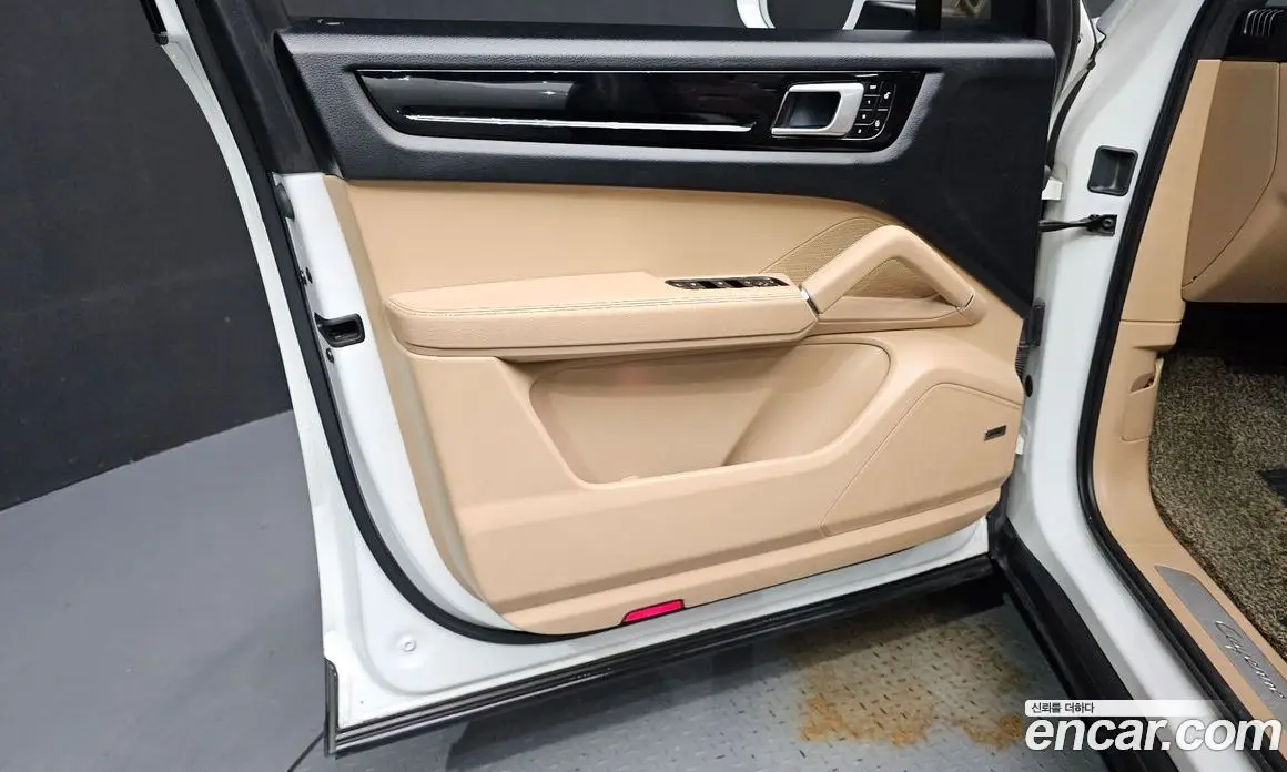 Porsche Cayenne 2019 3.0 автомат (гидро), фото 14