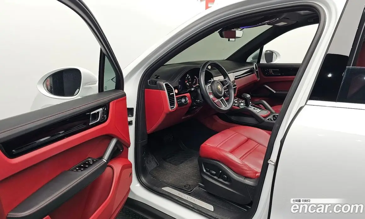 Porsche Cayenne 2022 3.0 автомат (гидро), фото 12