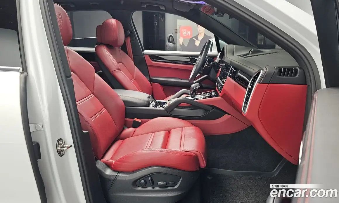 Porsche Cayenne 2022 3.0 автомат (гидро), фото 15