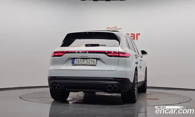 Porsche Cayenne 2022 3.0 автомат (гидро), миниатюра 3
