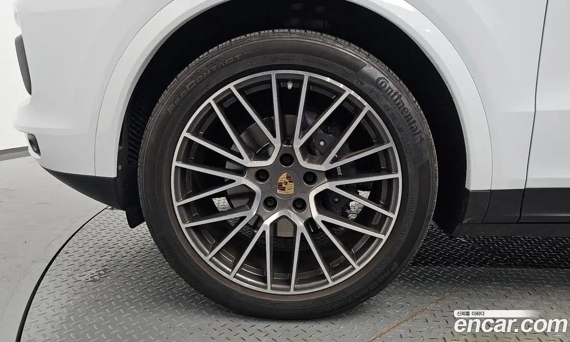 Porsche Cayenne 2022 3.0 автомат (гидро), фото 4