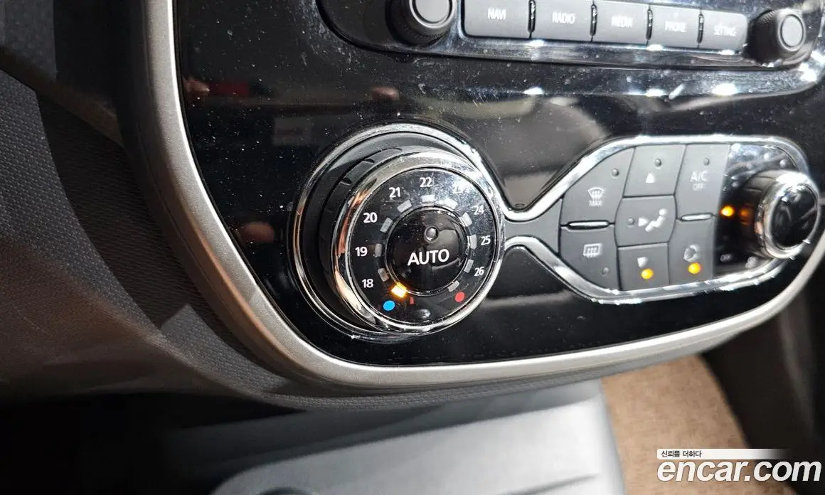 Renault (Samsung) QM3 2016 1.5 автомат (гидро), фото 16 Renault (Samsung) QM3 2016 1.5 автомат (гидро), фото 16