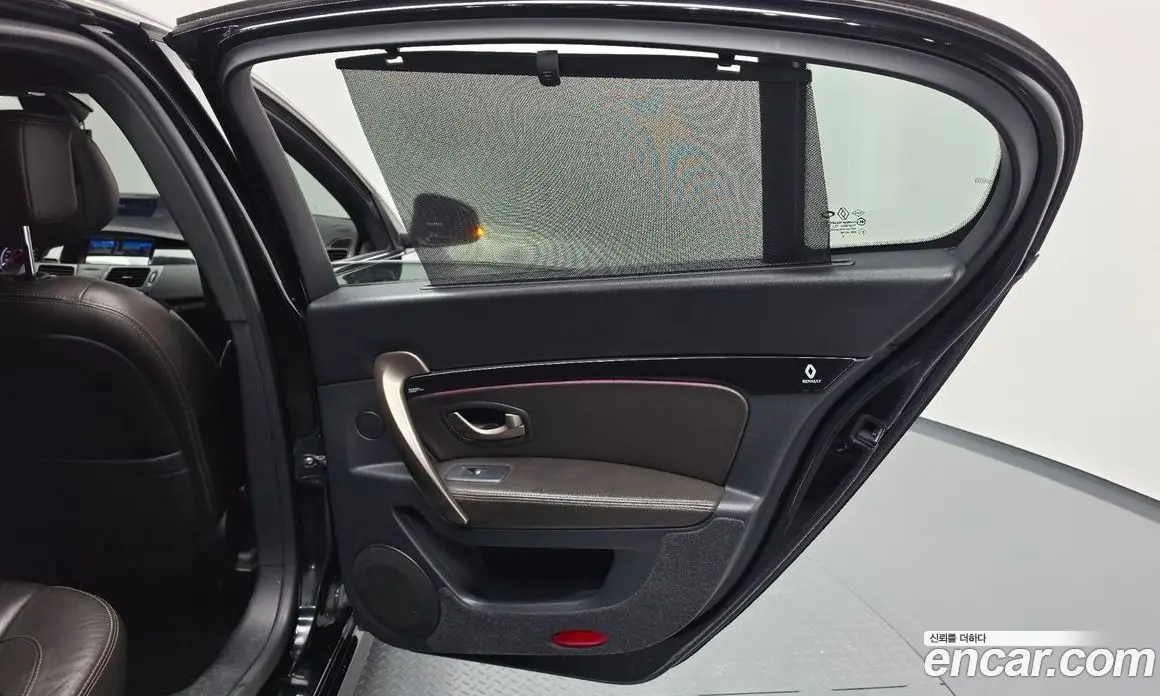 Renault (Samsung) SM5 2014 2.0 автомат (гидро), фото 15 Renault (Samsung) SM5 2014 2.0 автомат (гидро), фото 15