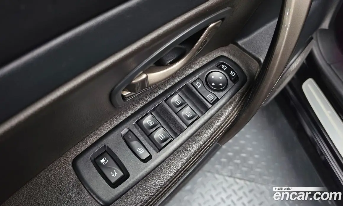 Renault (Samsung) SM5 2014 2.0 автомат (гидро), фото 19 Renault (Samsung) SM5 2014 2.0 автомат (гидро), фото 19