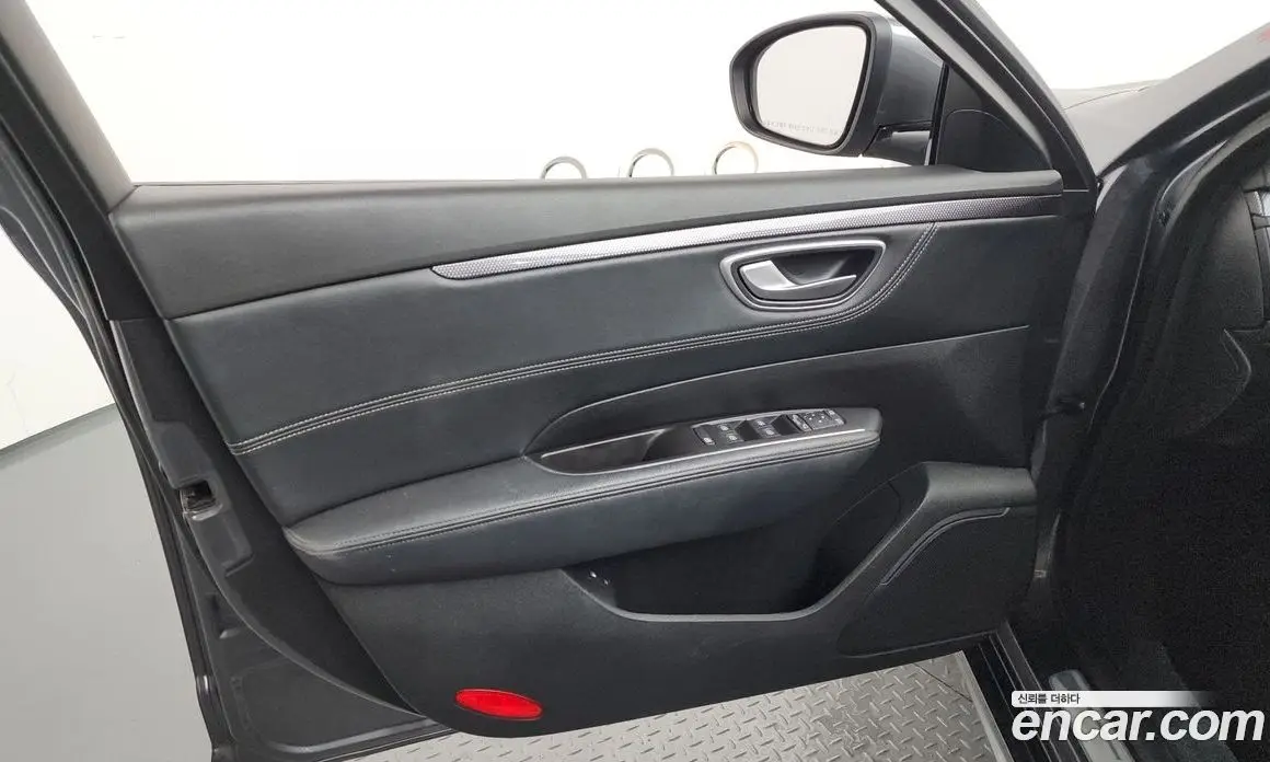Renault (Samsung) SM6 2016 1.6 автомат (гидро), фото 14 Renault (Samsung) SM6 2016 1.6 автомат (гидро), фото 14
