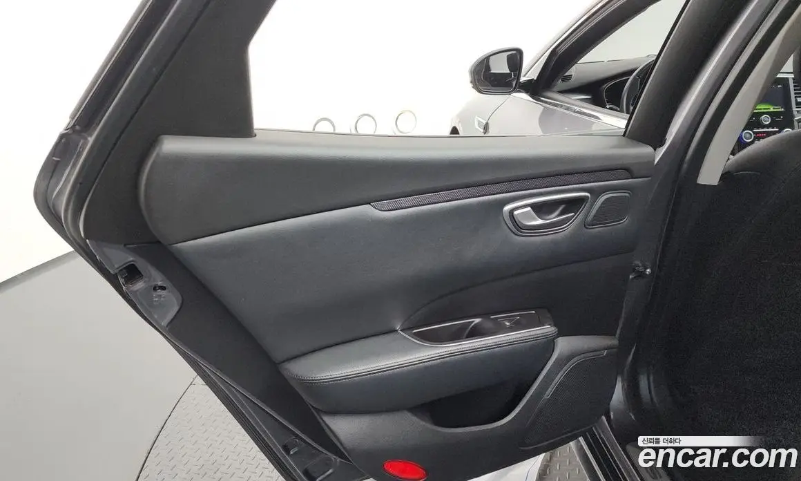 Renault (Samsung) SM6 2016 1.6 автомат (гидро), фото 15 Renault (Samsung) SM6 2016 1.6 автомат (гидро), фото 15
