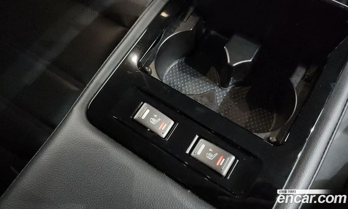 Renault (Samsung) SM6 2016 1.6 автомат (гидро), фото 18 Renault (Samsung) SM6 2016 1.6 автомат (гидро), фото 18