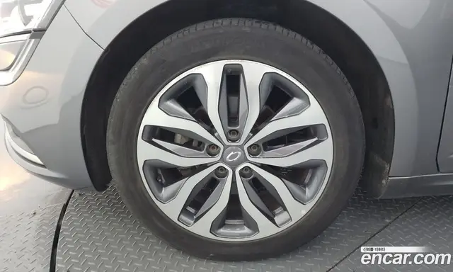 Renault (Samsung) SM6 2016 1.6 автомат (гидро), миниатюра 5 Renault (Samsung) SM6 2016 1.6 автомат (гидро), миниатюра 5